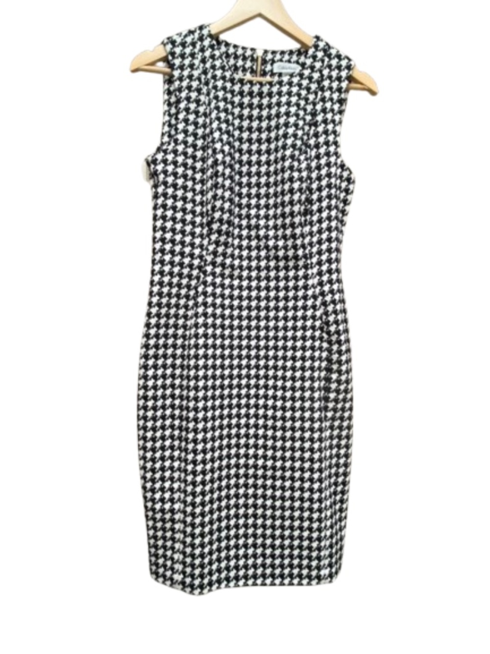 Calvin Klein Black & White Houndstooth Sleeveless Sheath Dress